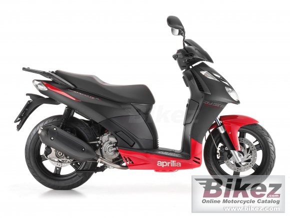 2012 Aprilia SportCity Cube 300 photo